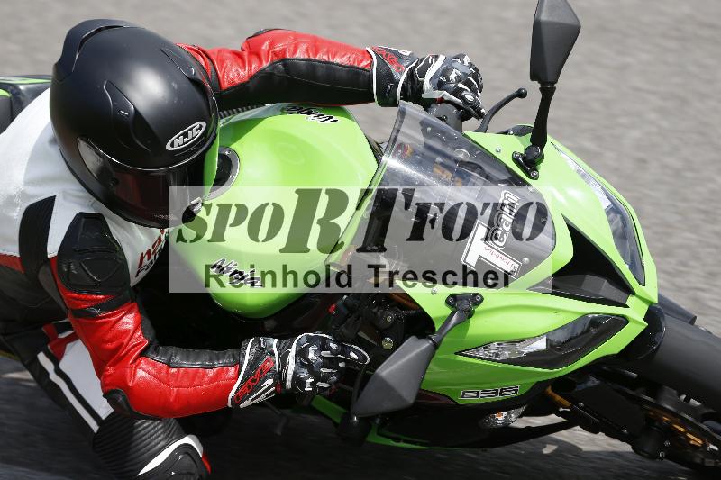 /Archiv-2024/29 12.06.2024 MOTO.CH Track Day ADR/Gruppe blau/Team